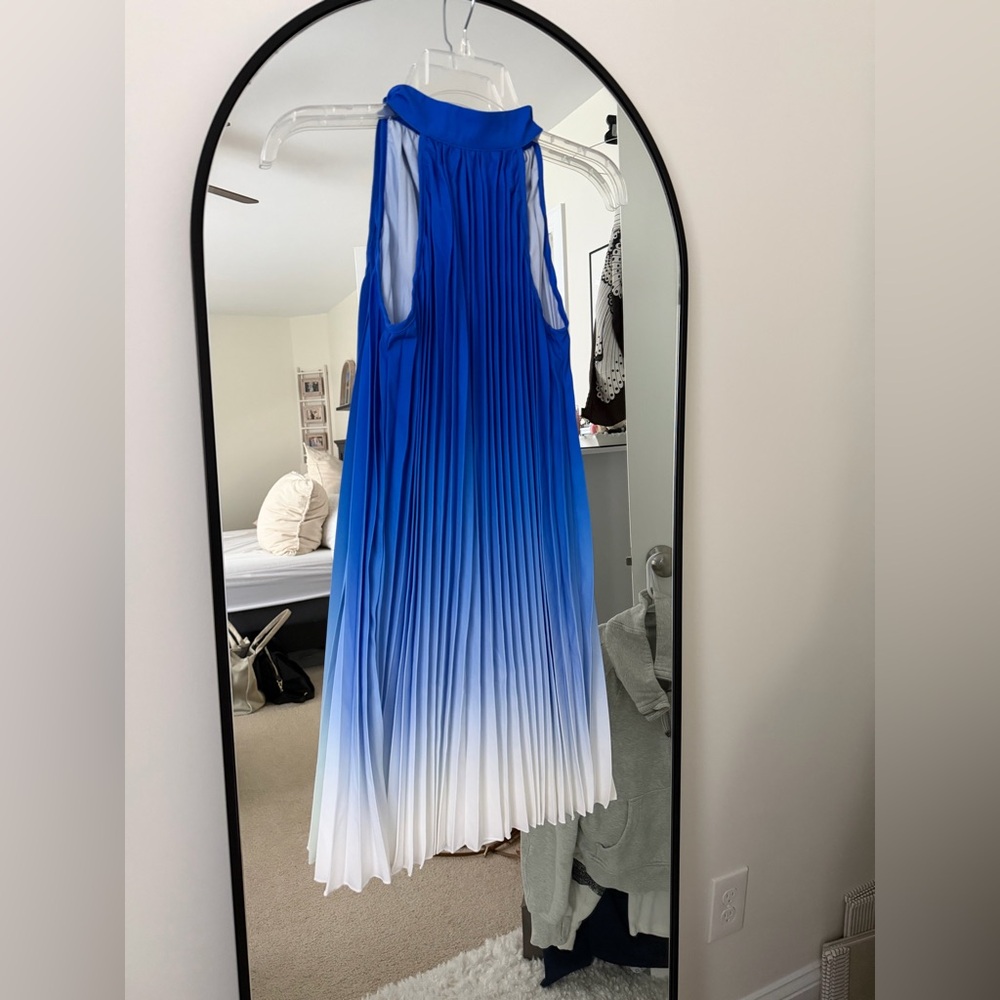 Blue Ombre Pleated Sleeveless Maxi Dress